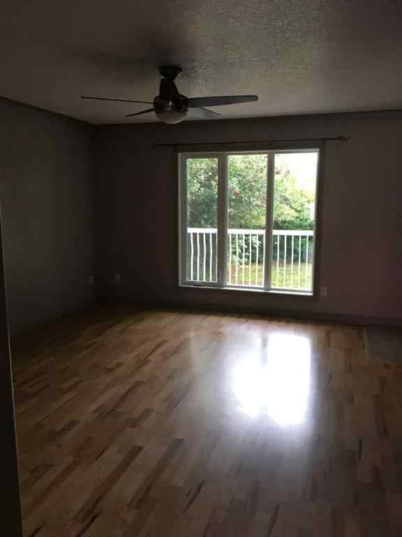 MLS® A2235420 - 10417 9 Street  in Upper West Peace Peace River, Multi-Family