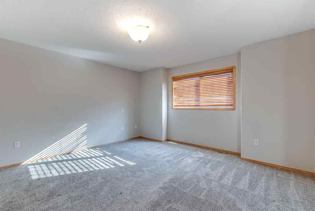 MLS® A2235443 - 87 Sunrise Road SW in SW Southridge Medicine Hat, Residential