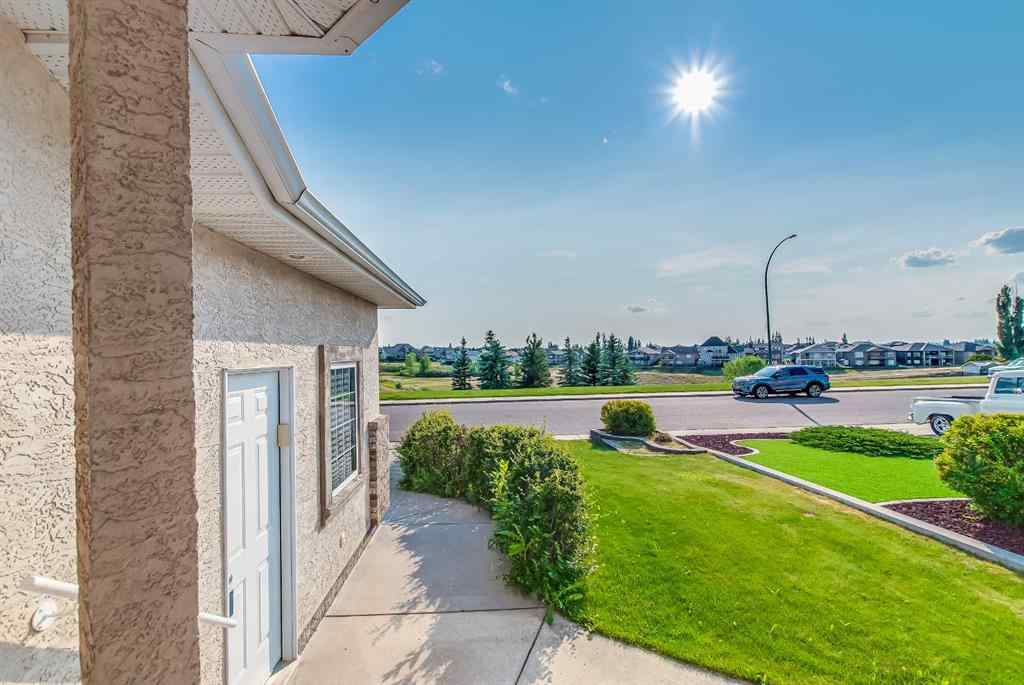 MLS® A2235443 - 87 Sunrise Road SW in SW Southridge Medicine Hat, Residential