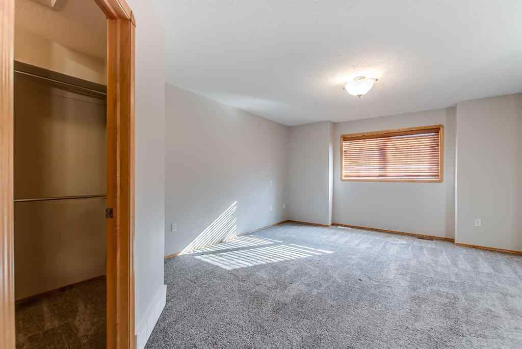 MLS® A2235443 - 87 Sunrise Road SW in SW Southridge Medicine Hat, Residential