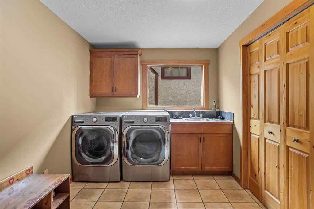 MLS® A2235452 - 214 Eagle Point  in Eagle Terrace Canmore, Residential