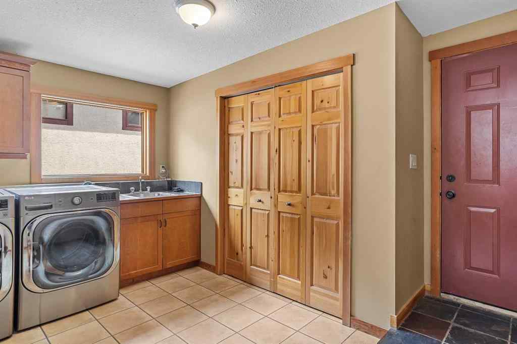 MLS® A2235452 - 214 Eagle Point  in Eagle Terrace Canmore, Residential