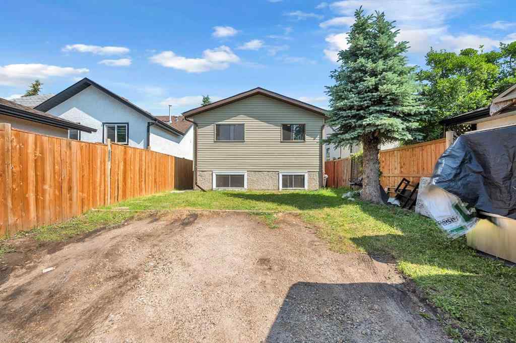 MLS® A2235455 - 73 Taraglen Road NE in Taradale Calgary, Residential