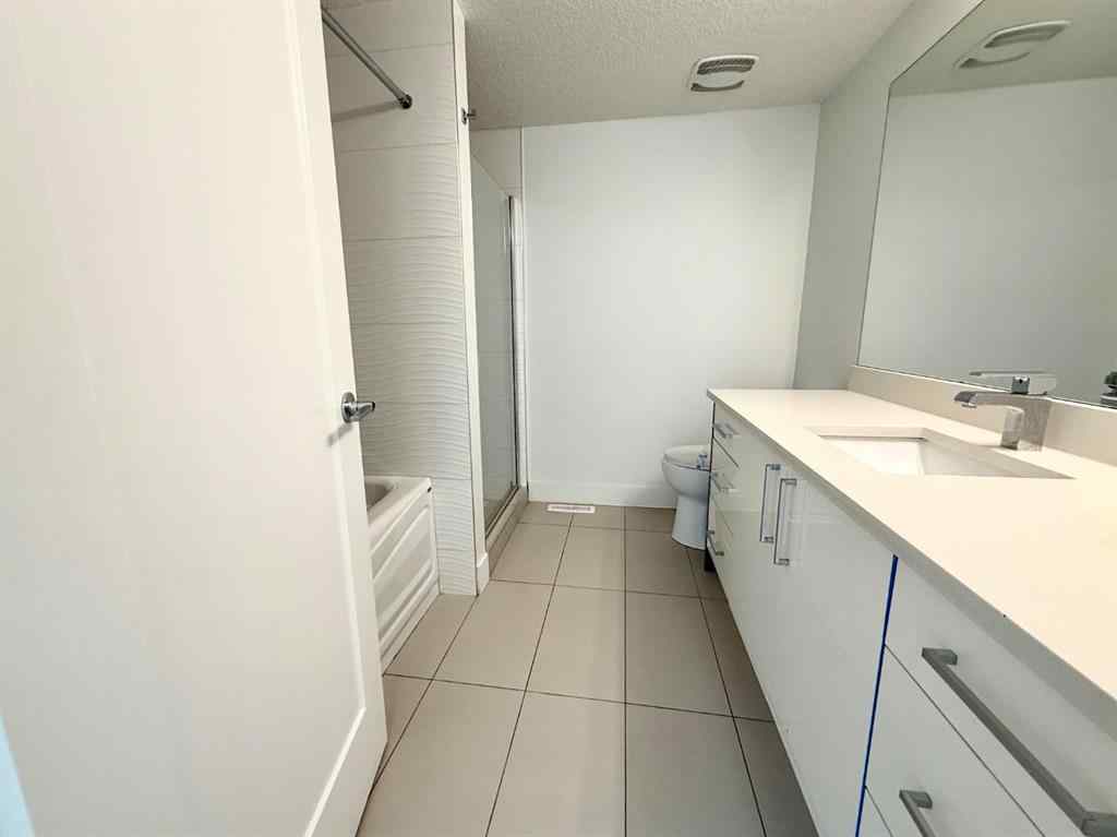 MLS® A2235459 - 607,609,611,613 3 Avenue NE in Bridgeland/Riverside Calgary, Residential