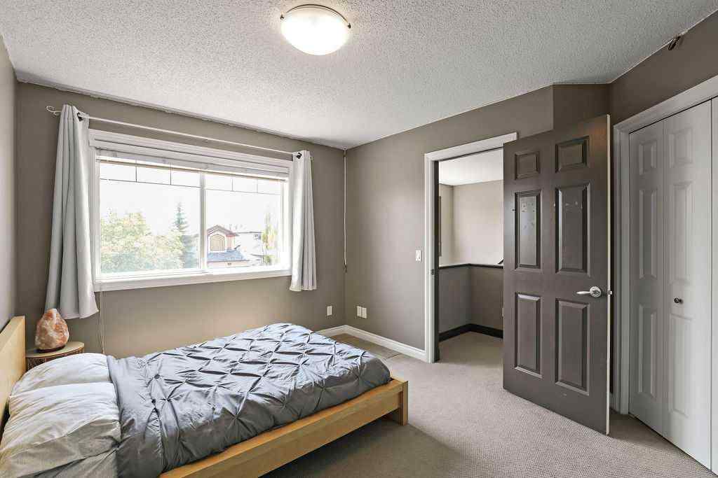MLS® A2235467 - 31 Gleneagles Terrace  in GlenEagles Cochrane, Residential