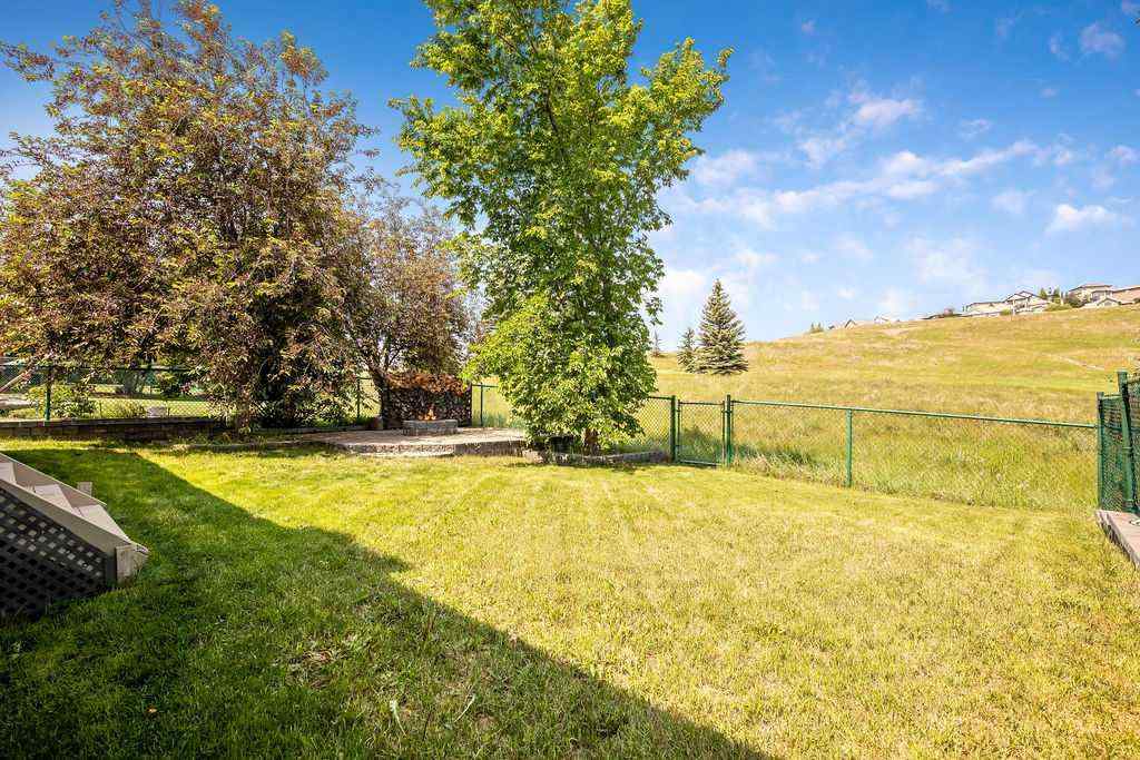 MLS® A2235467 - 31 Gleneagles Terrace  in GlenEagles Cochrane, Residential