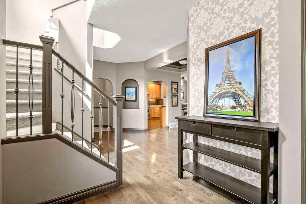 MLS® A2235467 - 31 Gleneagles Terrace  in GlenEagles Cochrane, Residential