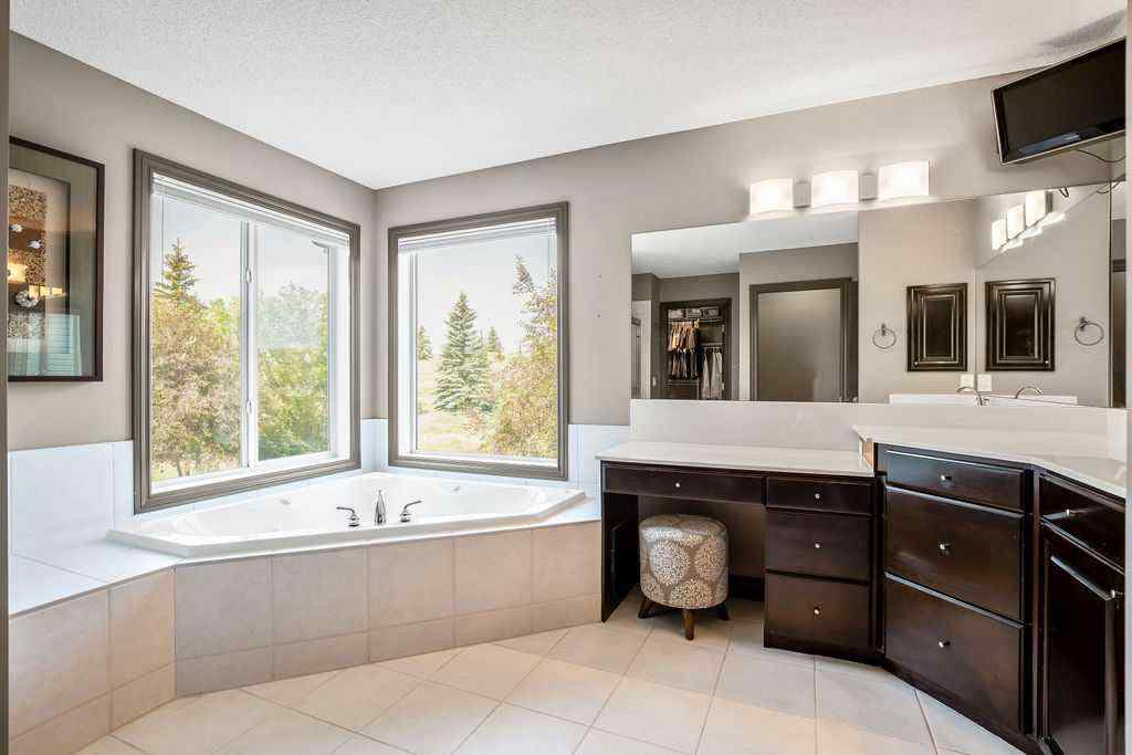 MLS® A2235467 - 31 Gleneagles Terrace  in GlenEagles Cochrane, Residential