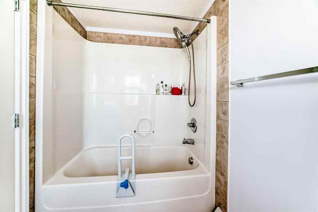 MLS® A2235471 - Unit #1113 4 Kingsland Close  in Kings Heights Airdrie, Residential