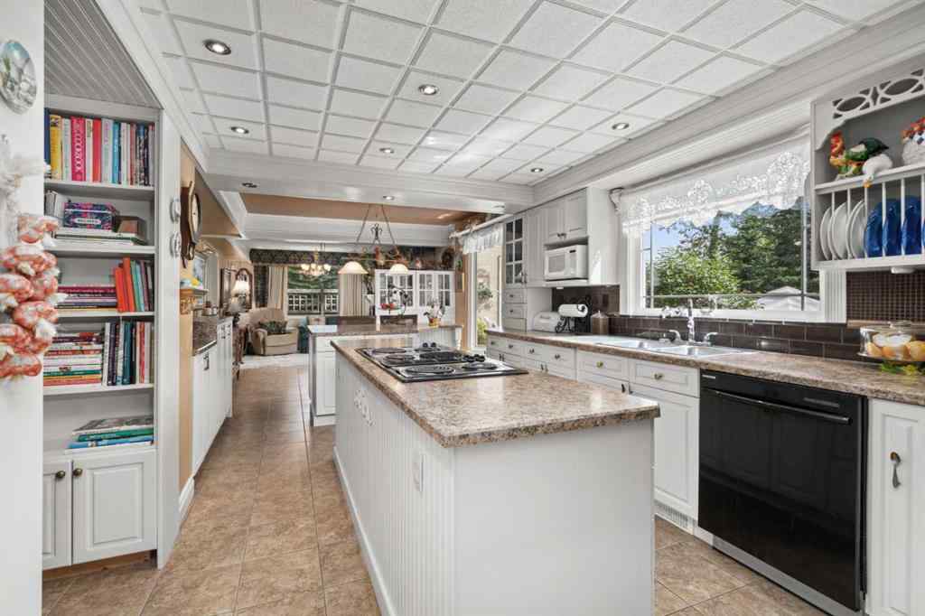 MLS® A2235472 - 322136 8 Street E in NONE Rural Foothills County, Residential