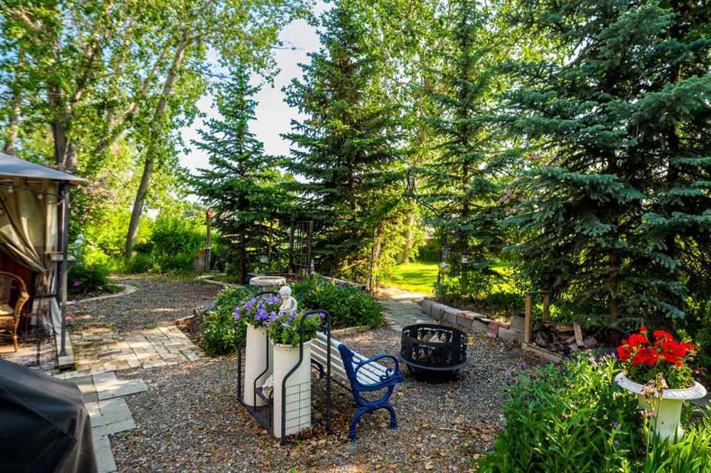 MLS® A2235472 - 322136 8 Street E in NONE Rural Foothills County, Residential
