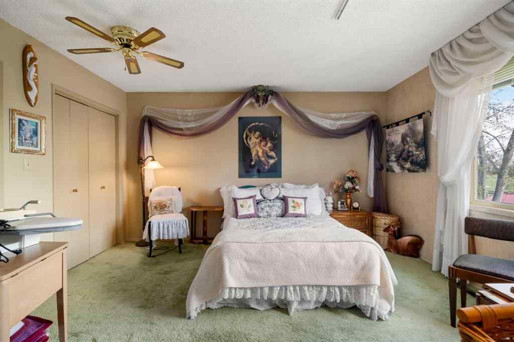 MLS® A2235472 - 322136 8 Street E in NONE Rural Foothills County, Residential