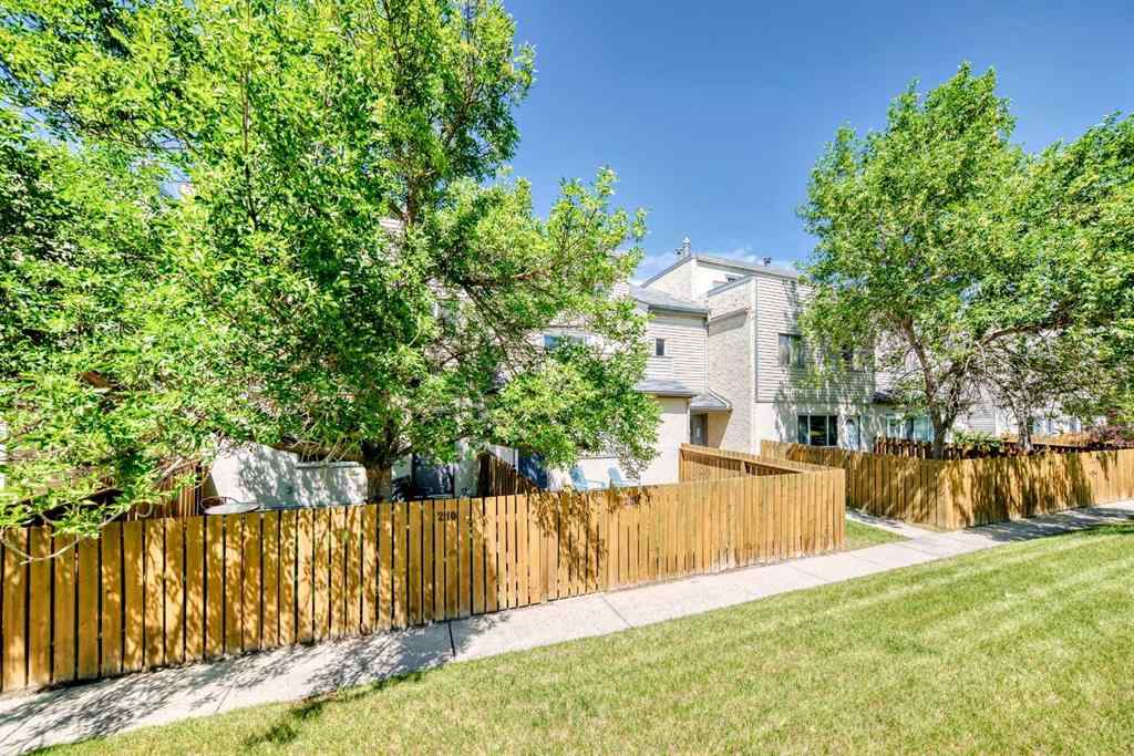 MLS® A2235477 - Unit #209 1540 29 Street NW in St Andrews Heights Calgary, Residential