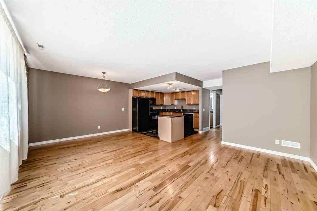 MLS® A2235477 - Unit #209 1540 29 Street NW in St Andrews Heights Calgary, Residential