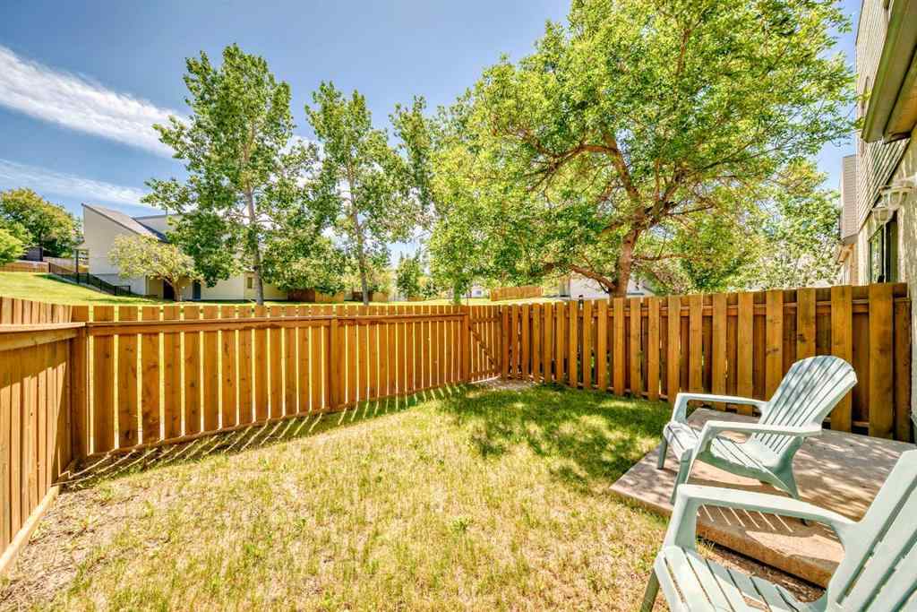 MLS® A2235477 - Unit #209 1540 29 Street NW in St Andrews Heights Calgary, Residential