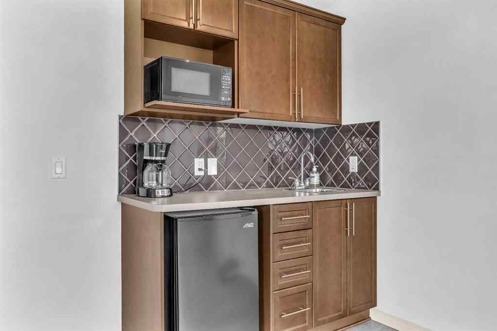 MLS® A2235480 - 166 Topaz Gate  in Rainbow Falls Chestermere, Residential