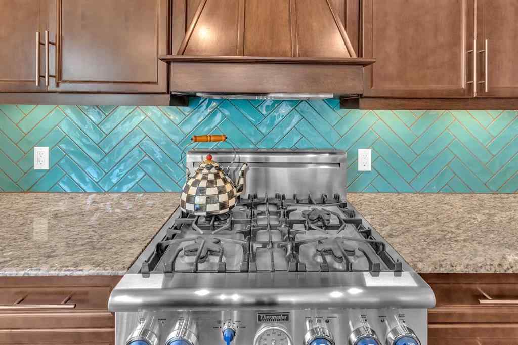 MLS® A2235480 - 166 Topaz Gate  in Rainbow Falls Chestermere, Residential