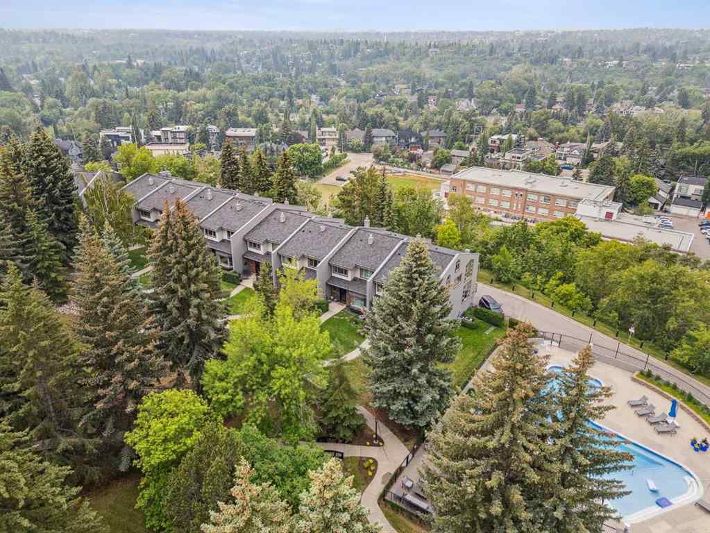 MLS® A2235491 - Unit #18 3203 Rideau Place SW in Rideau Park Calgary, Residential