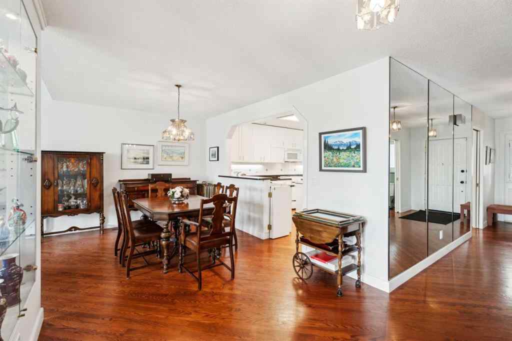 MLS® A2235491 - Unit #18 3203 Rideau Place SW in Rideau Park Calgary, Residential