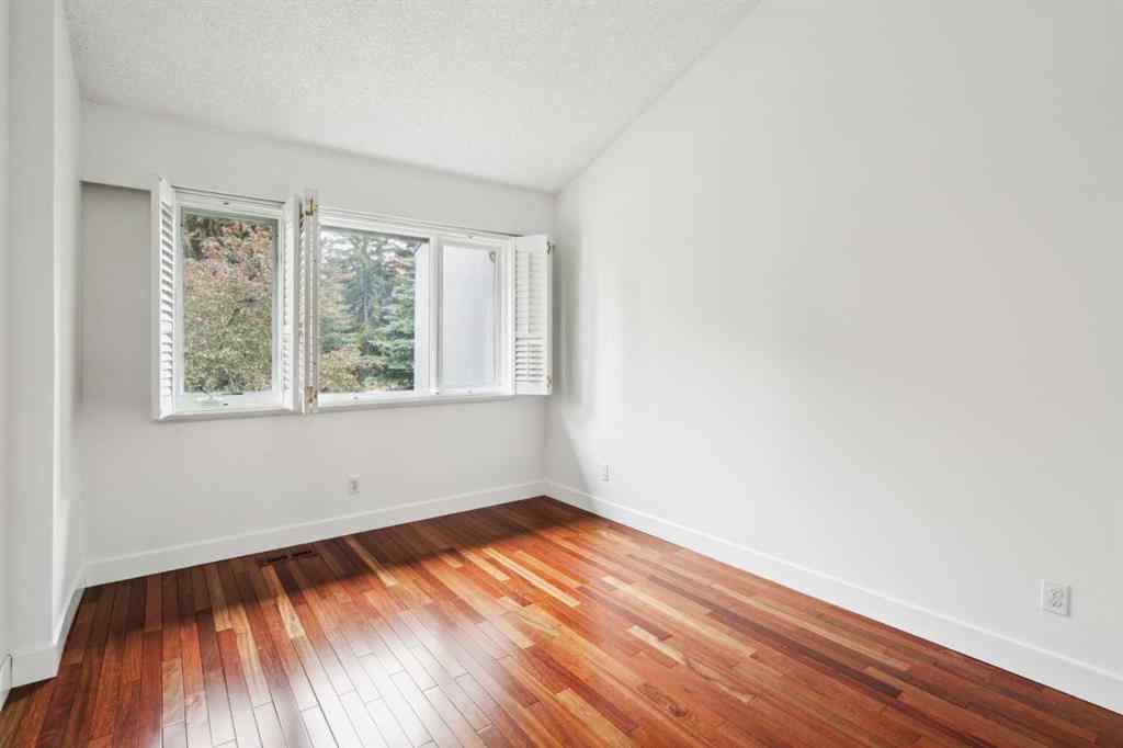 MLS® A2235491 - Unit #18 3203 Rideau Place SW in Rideau Park Calgary, Residential