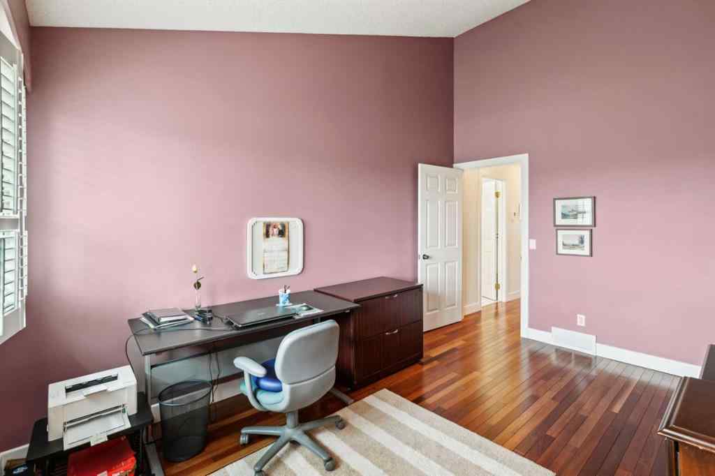 MLS® A2235491 - Unit #18 3203 Rideau Place SW in Rideau Park Calgary, Residential