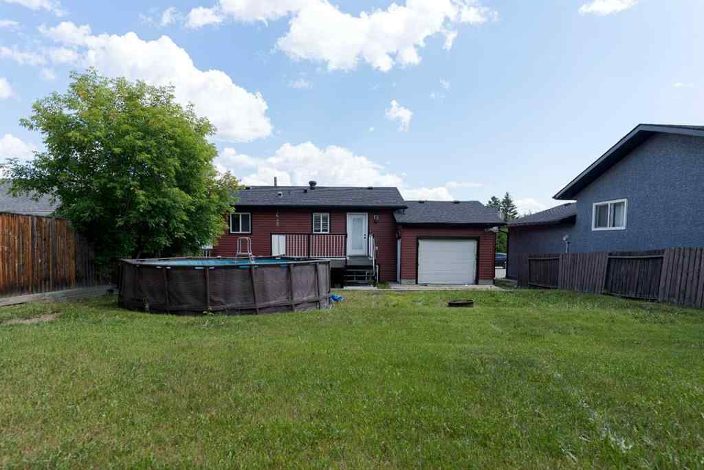 MLS® A2235502 - 125 Clenell Crescent  in Dickinsfield Fort McMurray, Residential