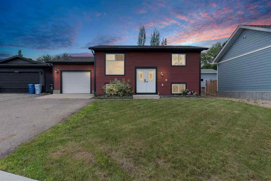 MLS® A2235502 - 125 Clenell Crescent  in Dickinsfield Fort McMurray, Residential
