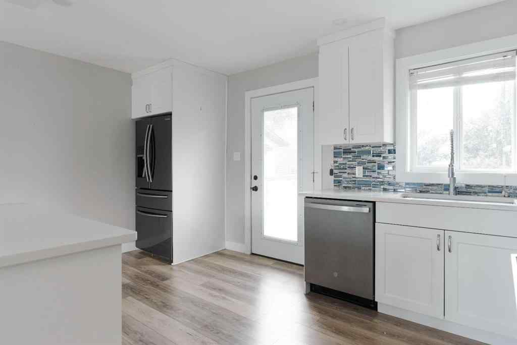 MLS® A2235502 - 125 Clenell Crescent  in Dickinsfield Fort McMurray, Residential