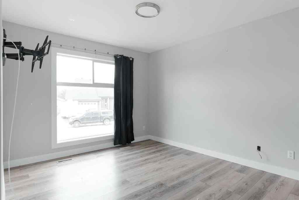 MLS® A2235502 - 125 Clenell Crescent  in Dickinsfield Fort McMurray, Residential