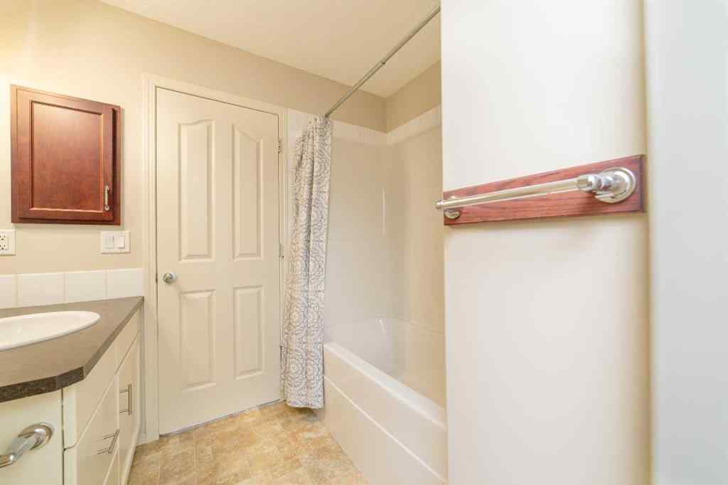 MLS® A2235518 - 43 Sage Valley Close NW in Sage Hill Calgary, Residential