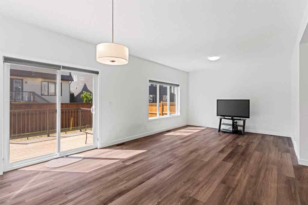 MLS® A2235548 - 57 Willow Green SW in Wildflower Airdrie, Residential