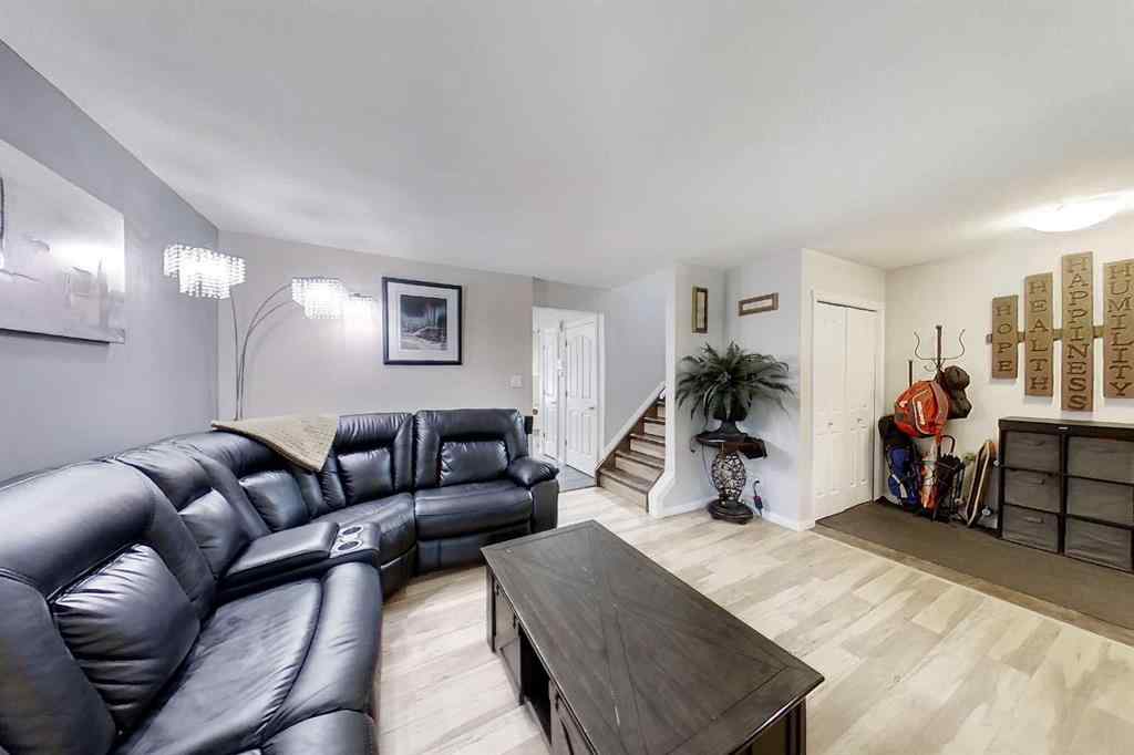 MLS® A2235553 - 708 8 Avenue SW in NONE Slave Lake, Residential