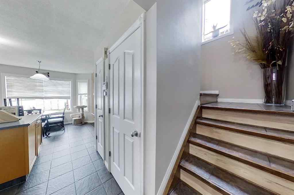 MLS® A2235553 - 708 8 Avenue SW in NONE Slave Lake, Residential