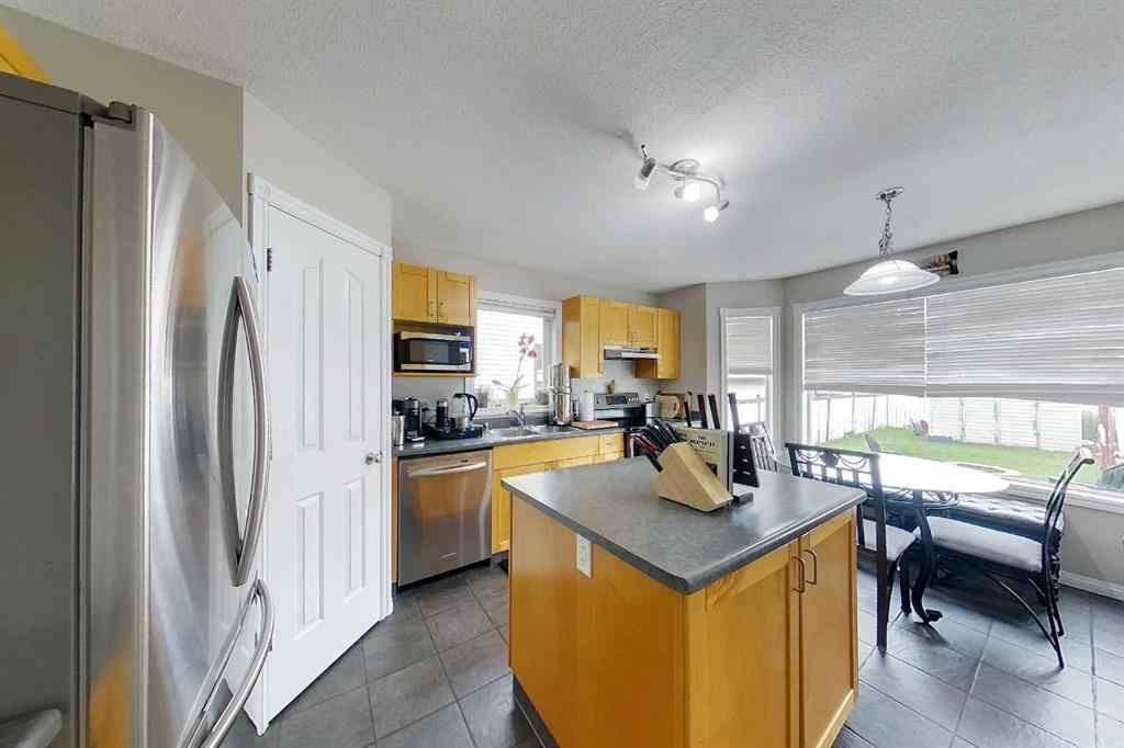 MLS® A2235553 - 708 8 Avenue SW in NONE Slave Lake, Residential