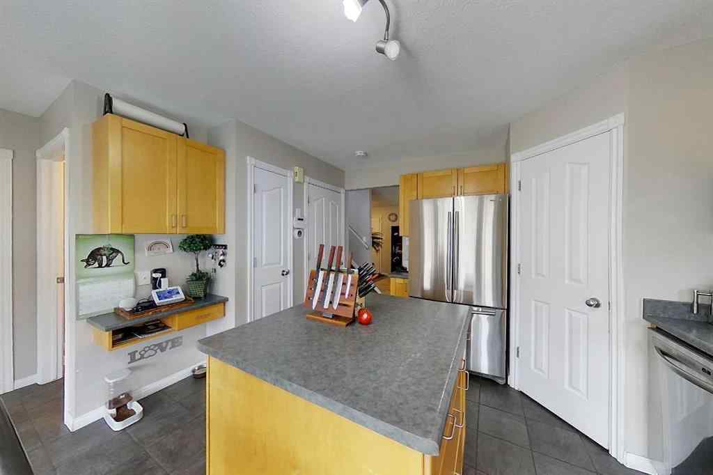 MLS® A2235553 - 708 8 Avenue SW in NONE Slave Lake, Residential