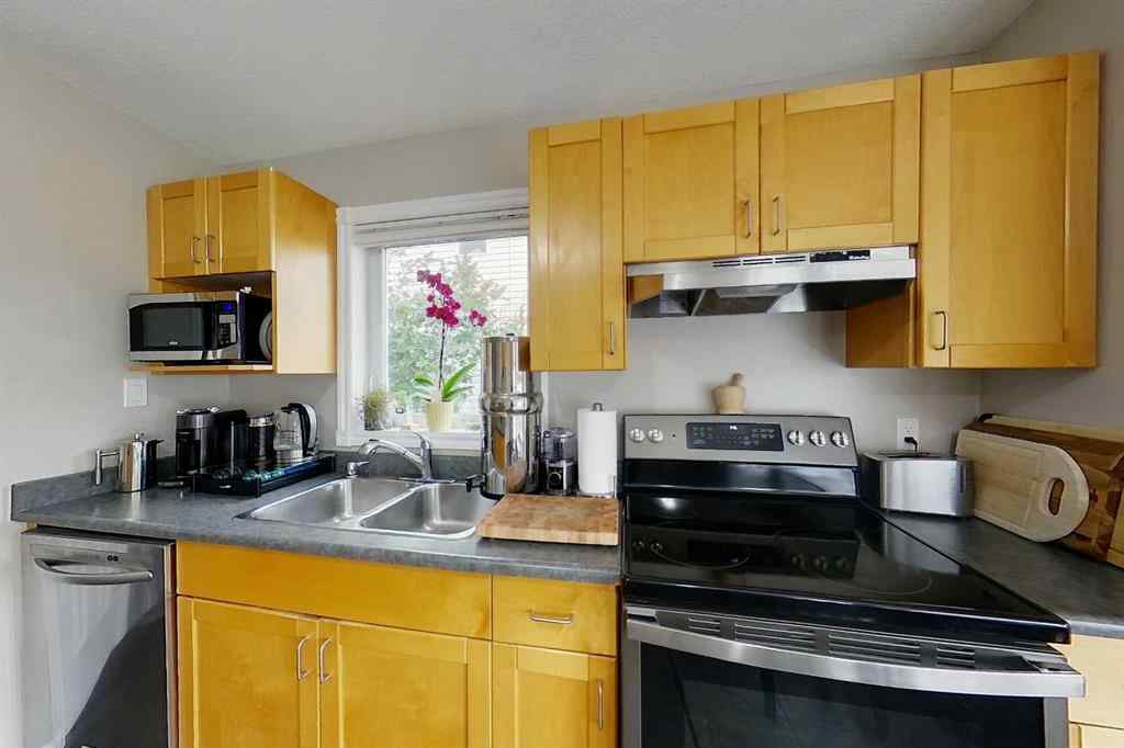 MLS® A2235553 - 708 8 Avenue SW in NONE Slave Lake, Residential