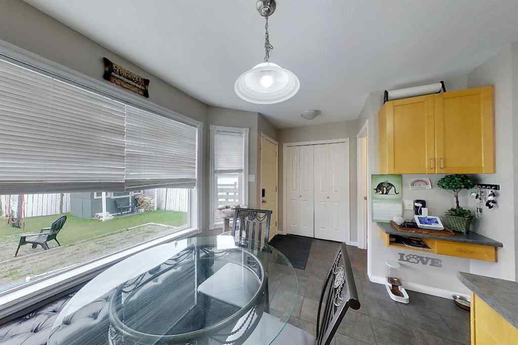 MLS® A2235553 - 708 8 Avenue SW in NONE Slave Lake, Residential