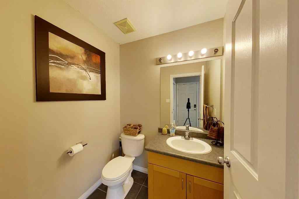 MLS® A2235553 - 708 8 Avenue SW in NONE Slave Lake, Residential