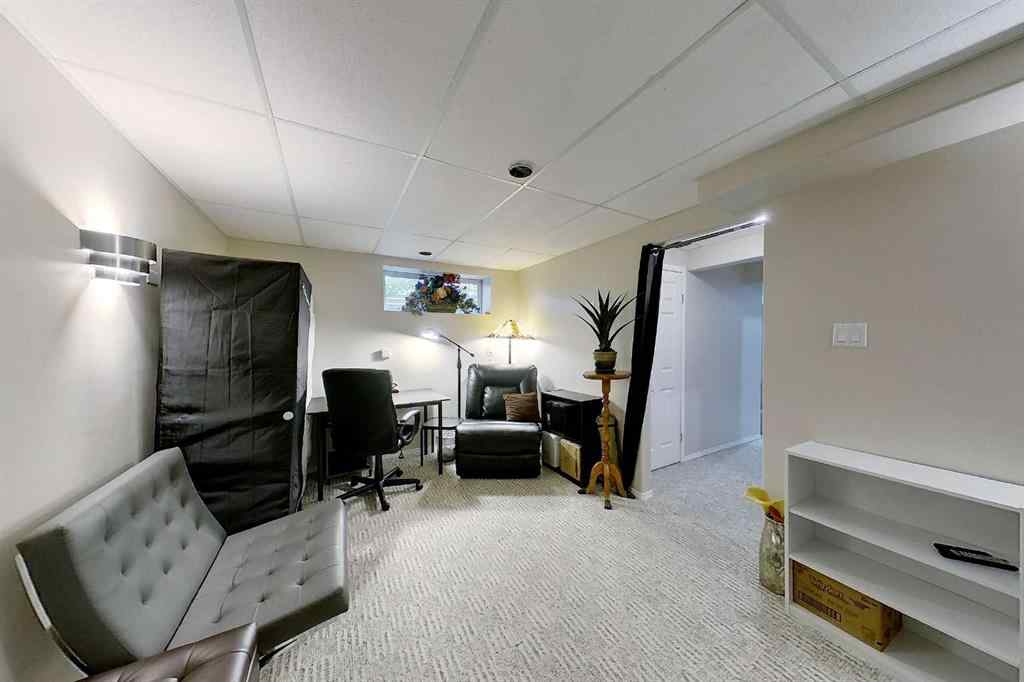 MLS® A2235553 - 708 8 Avenue SW in NONE Slave Lake, Residential
