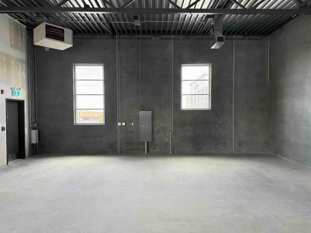 MLS® A2235560 - Unit #3235 6520 36 Street NE in Saddleridge Industrial Calgary, Commercial