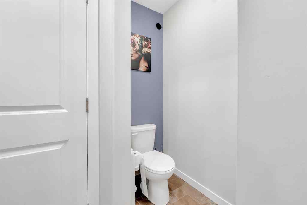 MLS® A2235566 - 165 Kingsbury Close SE in Kings Heights Airdrie, Residential