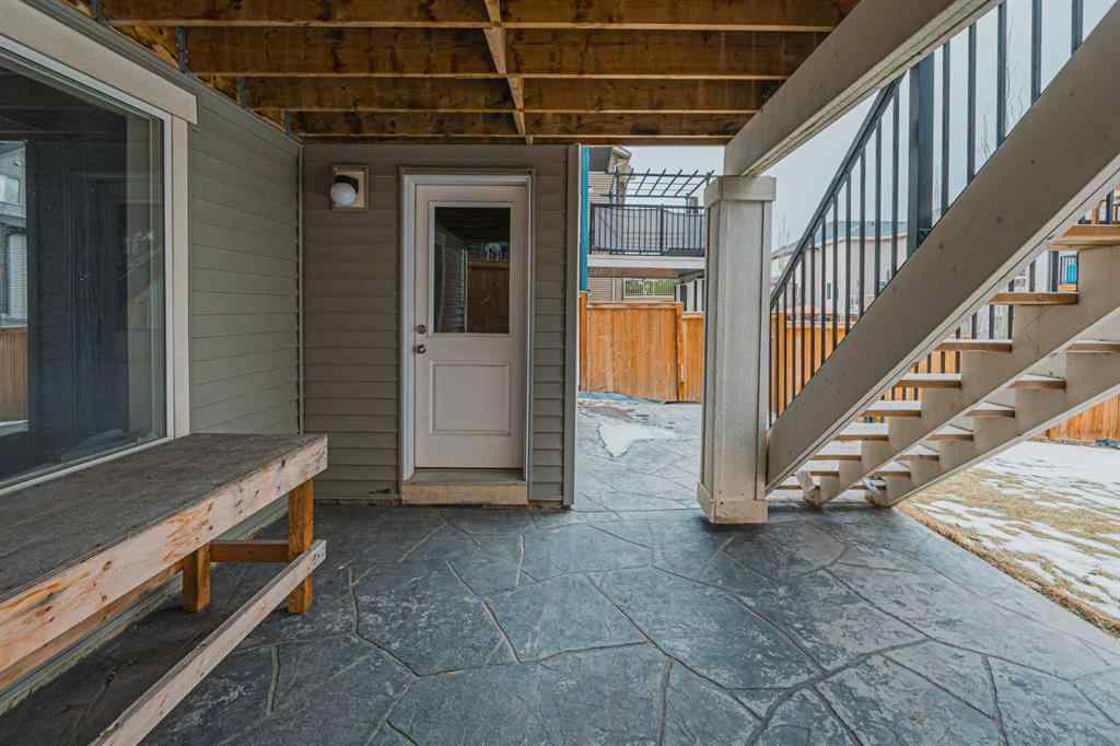 MLS® A2235566 - 165 Kingsbury Close SE in Kings Heights Airdrie, Residential