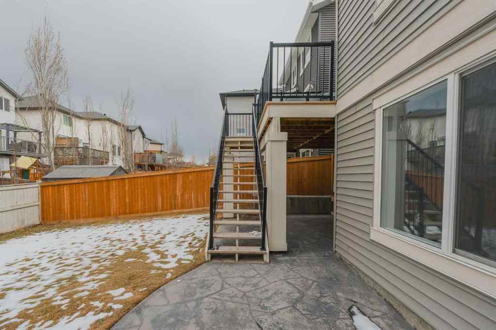 MLS® A2235566 - 165 Kingsbury Close SE in Kings Heights Airdrie, Residential