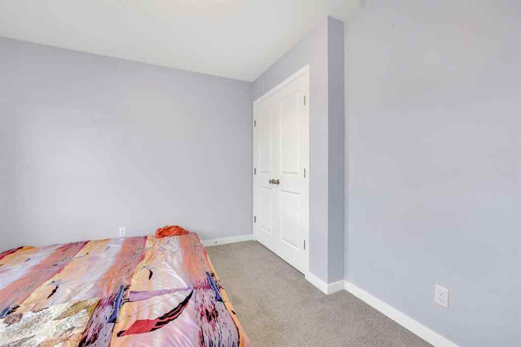 MLS® A2235566 - 165 Kingsbury Close SE in Kings Heights Airdrie, Residential