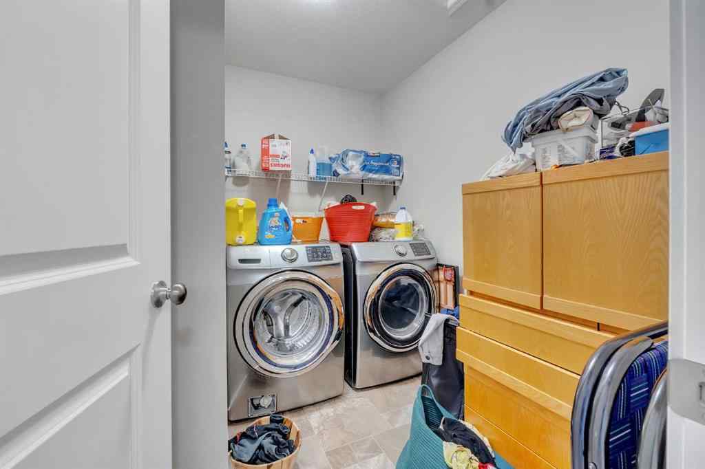MLS® A2235566 - 165 Kingsbury Close SE in Kings Heights Airdrie, Residential