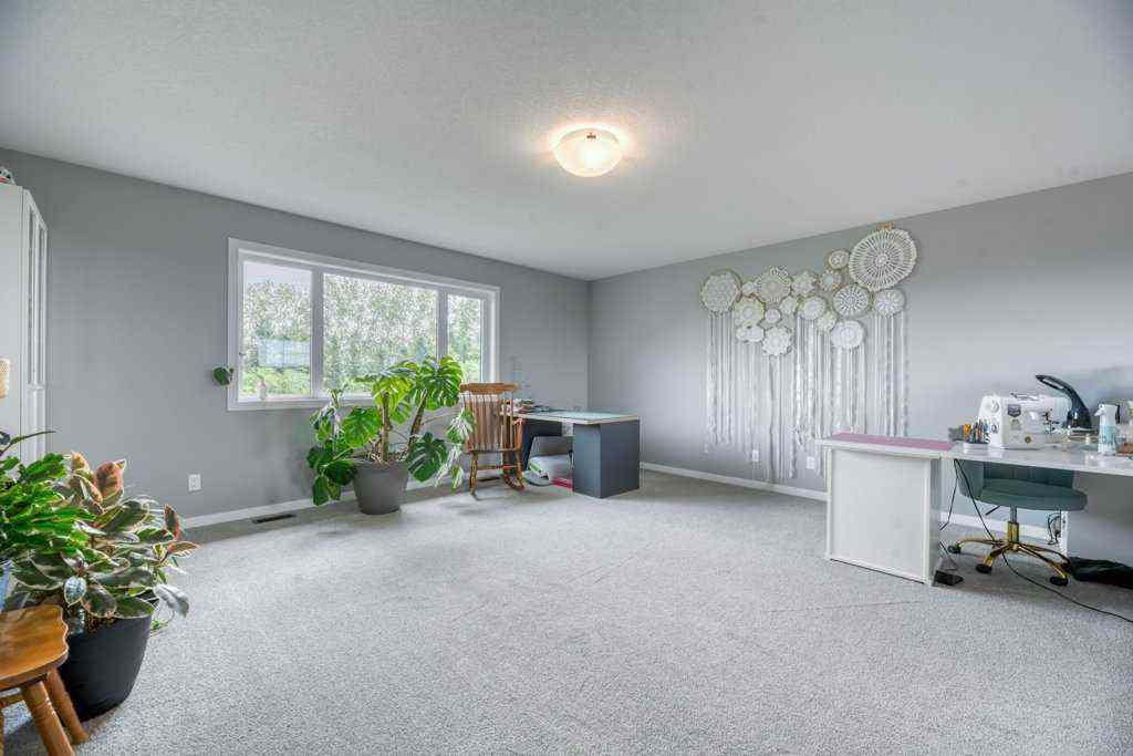 MLS® A2235591 - 1181 Hillcrest Manor Estates  in Hillview Estates Strathmore, Residential