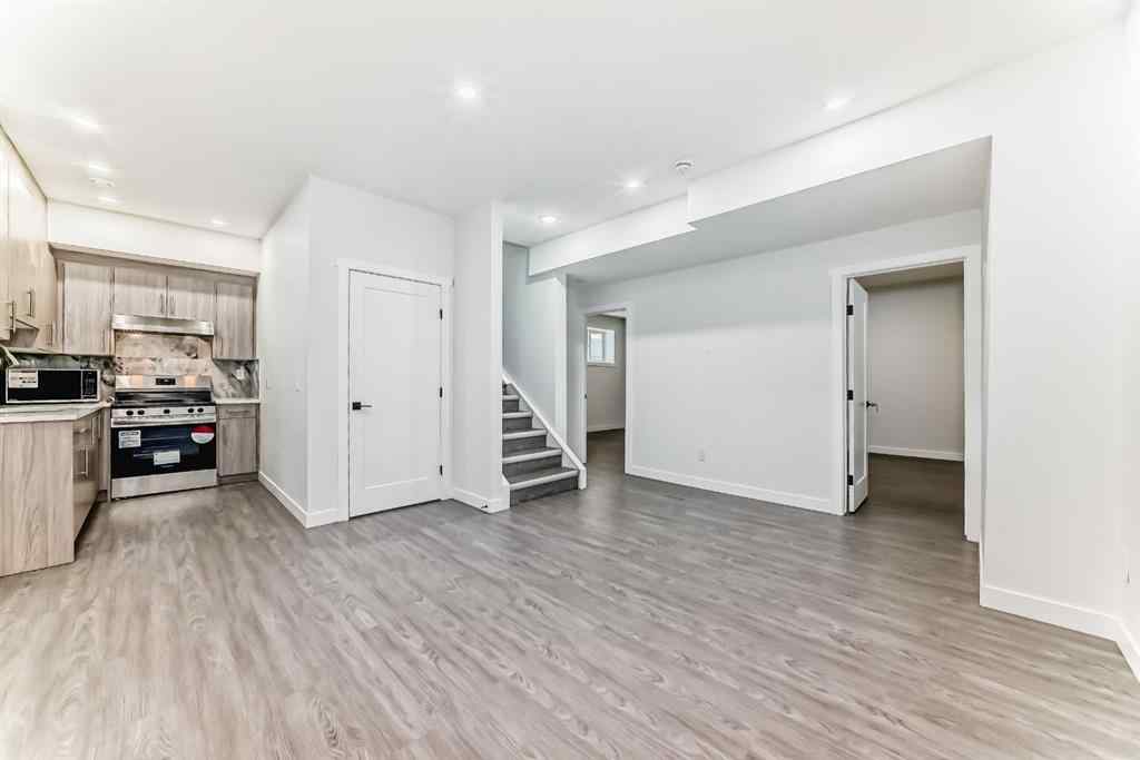 MLS® A2235594 - 127 Saddlecrest Grove NE in Saddle Ridge Calgary, Residential