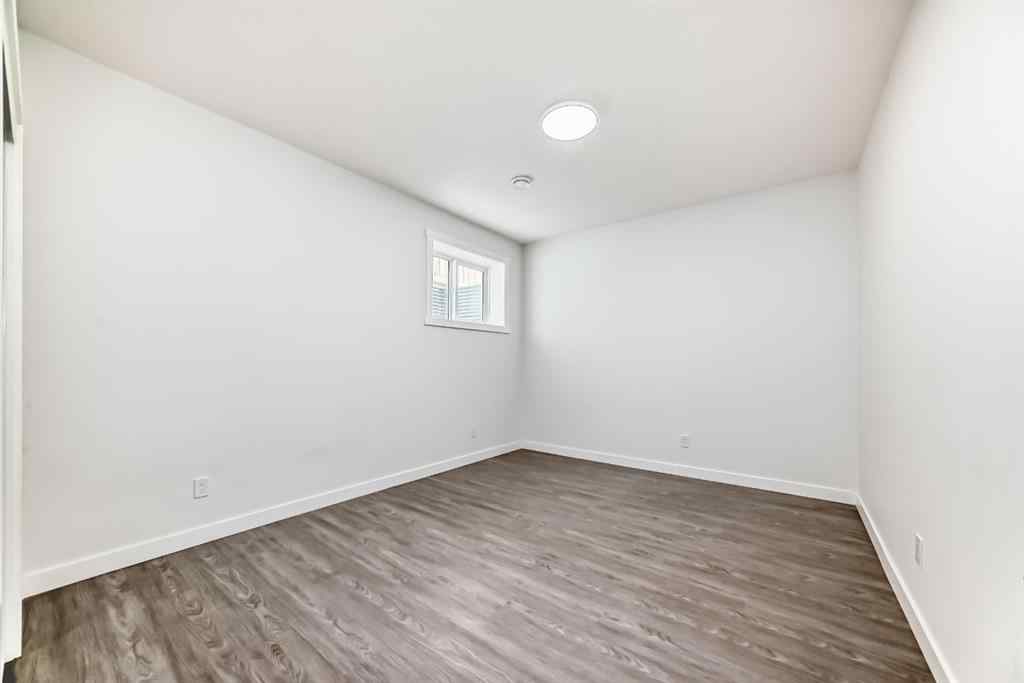 MLS® A2235594 - 127 Saddlecrest Grove NE in Saddle Ridge Calgary, Residential