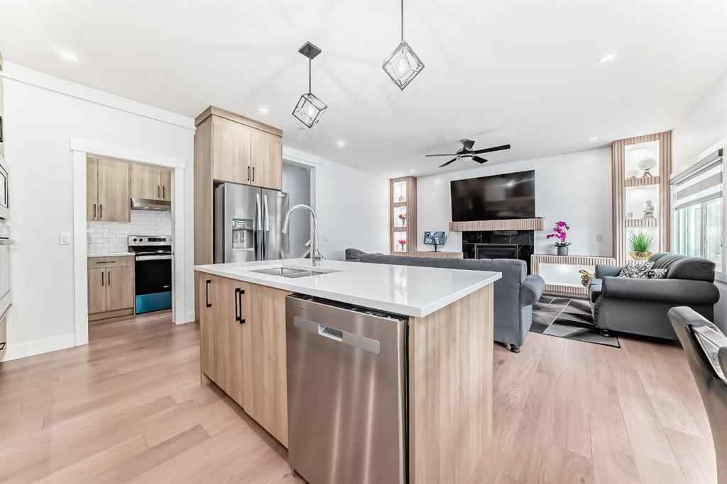 MLS® A2235594 - 127 Saddlecrest Grove NE in Saddle Ridge Calgary, Residential