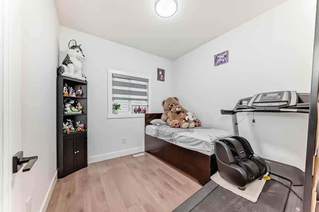 MLS® A2235594 - 127 Saddlecrest Grove NE in Saddle Ridge Calgary, Residential